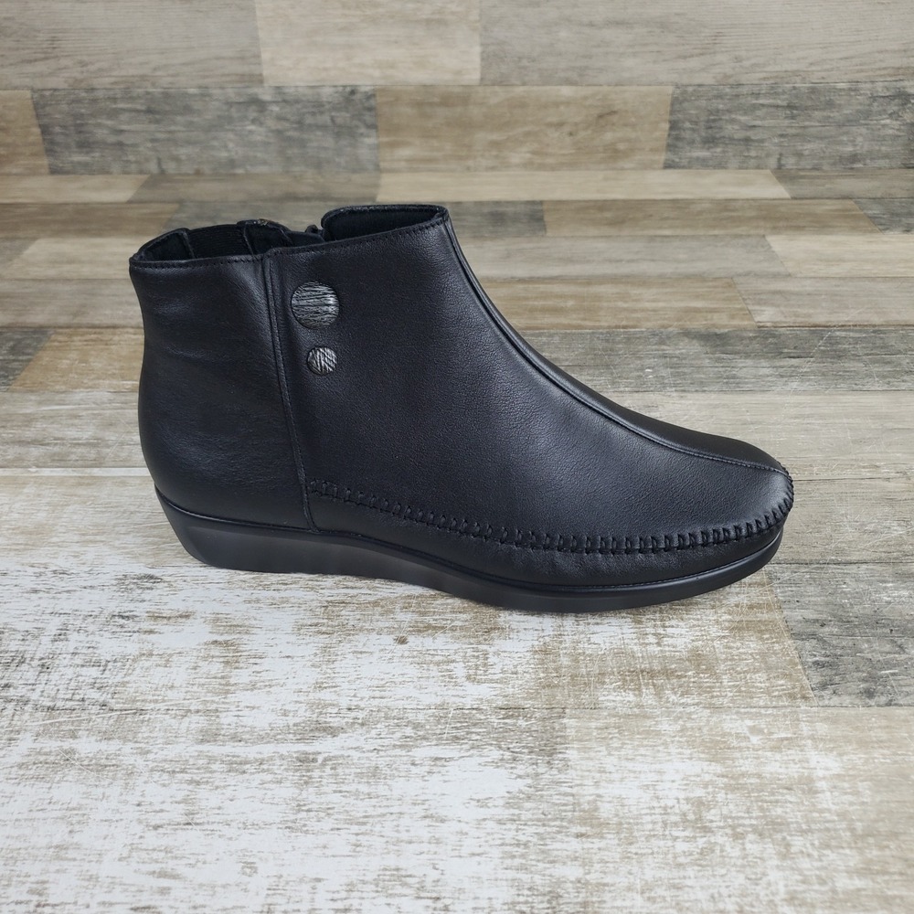 SAS Jade Womens Ankle Boot Sz 11.5 W Black Leather Side Zipper Round Toe Footbed